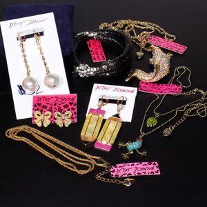 Lot 7 New Betsey Johnson Necklaces Earrings & Bracelet Bundle. Frog, Fish, Snake